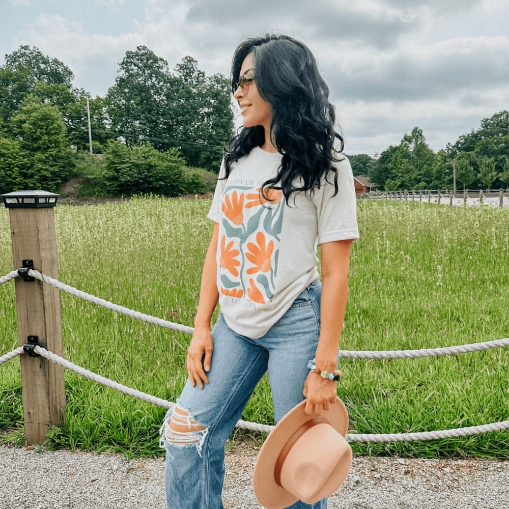 Flower Market Tee - Mommy Apparel