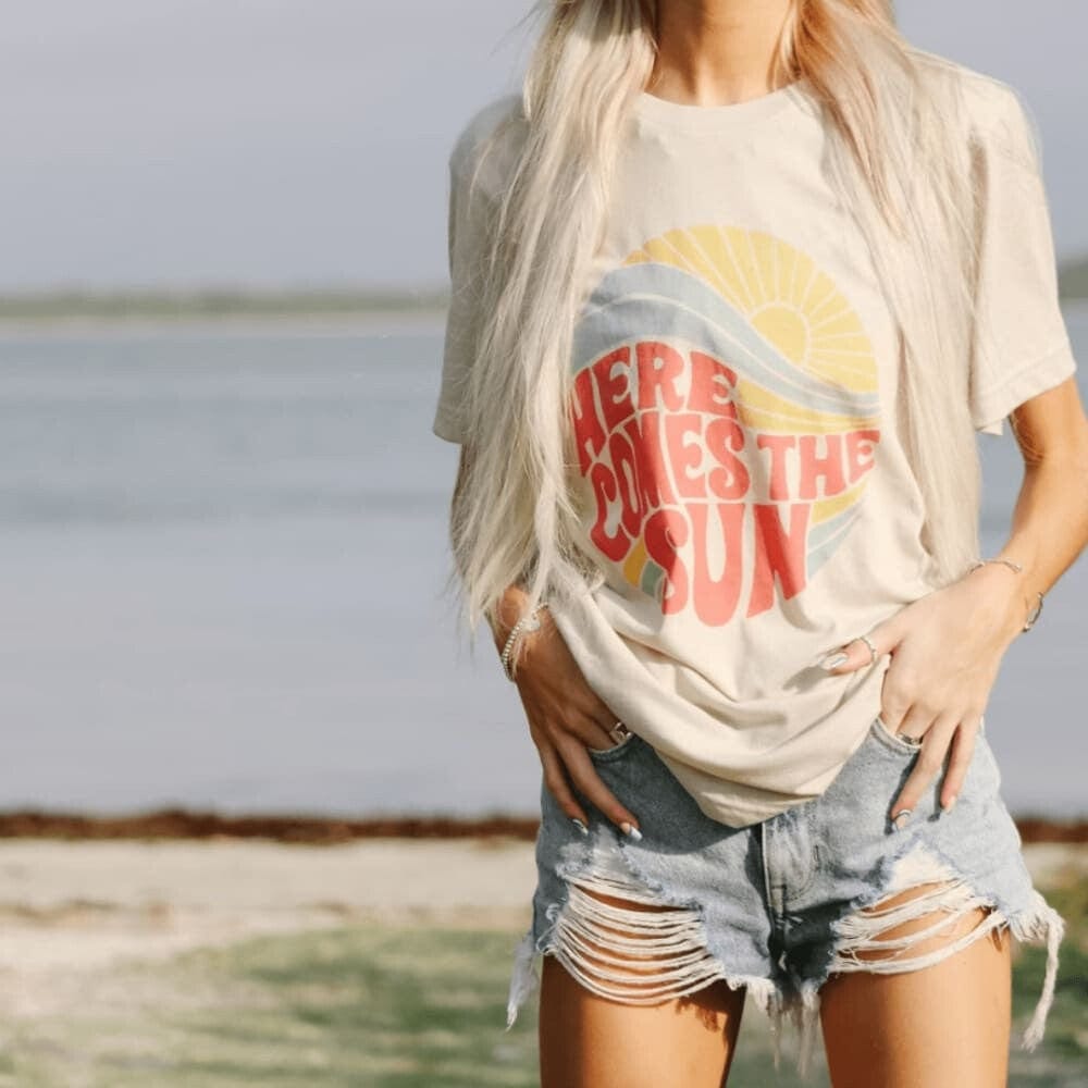 Here Comes the Sun Tee - Mommy Apparel