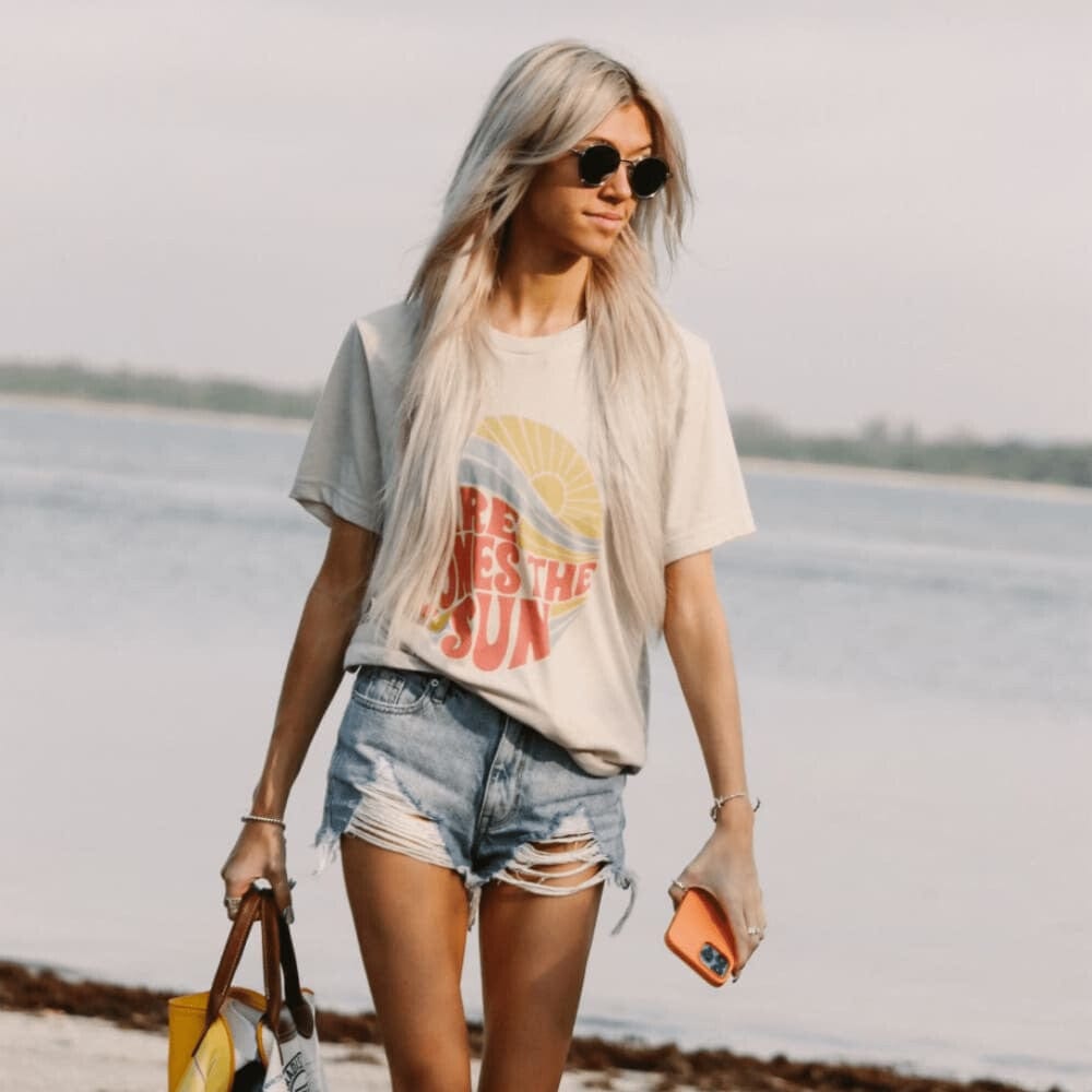 Here Comes the Sun Tee - Mommy Apparel