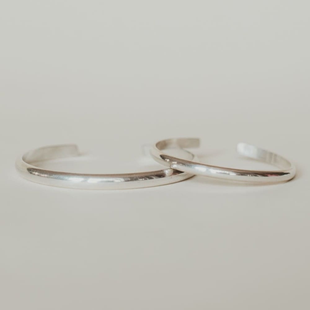 Personalized Silver Mama & Me Set - Baby Bangles