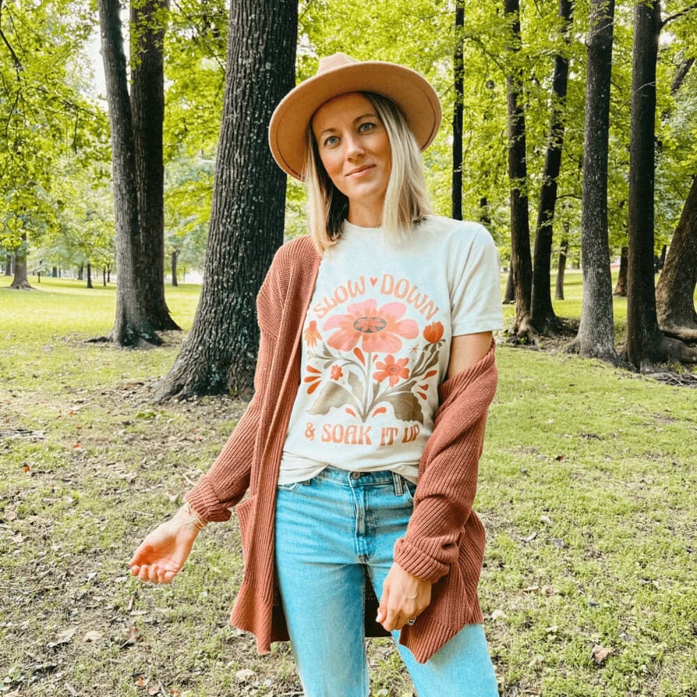 Slow Down Tee - Dust - Mommy Apparel