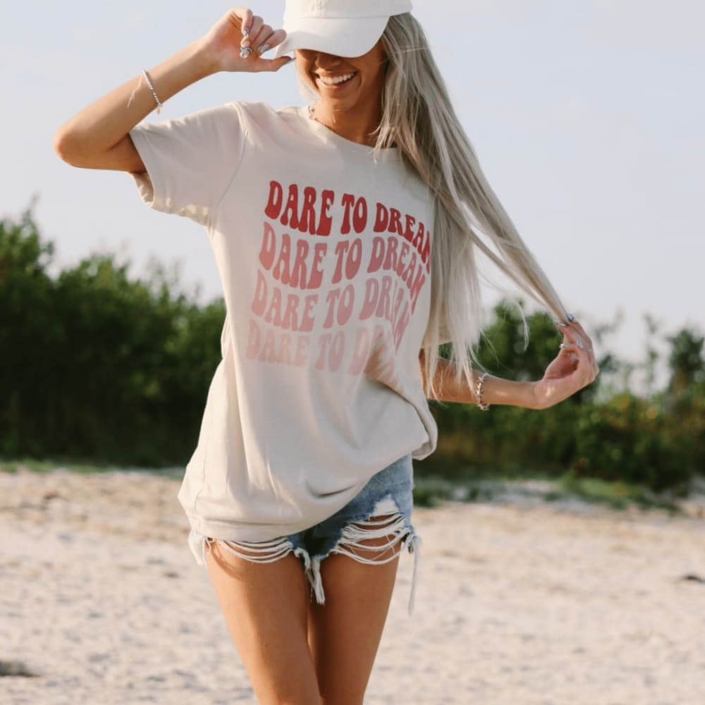 Dare to Dream Tee - Mommy Apparel