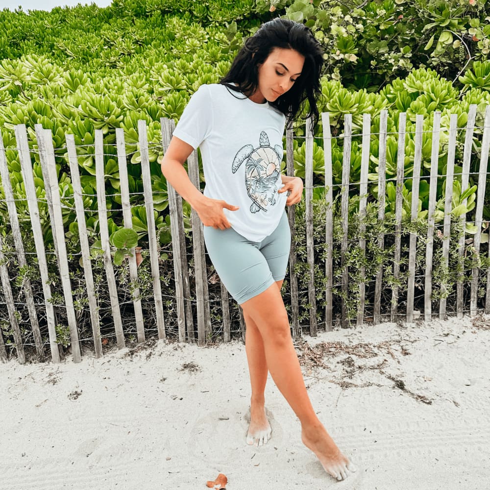 Beach Life Turtle Tee - Mommy Apparel