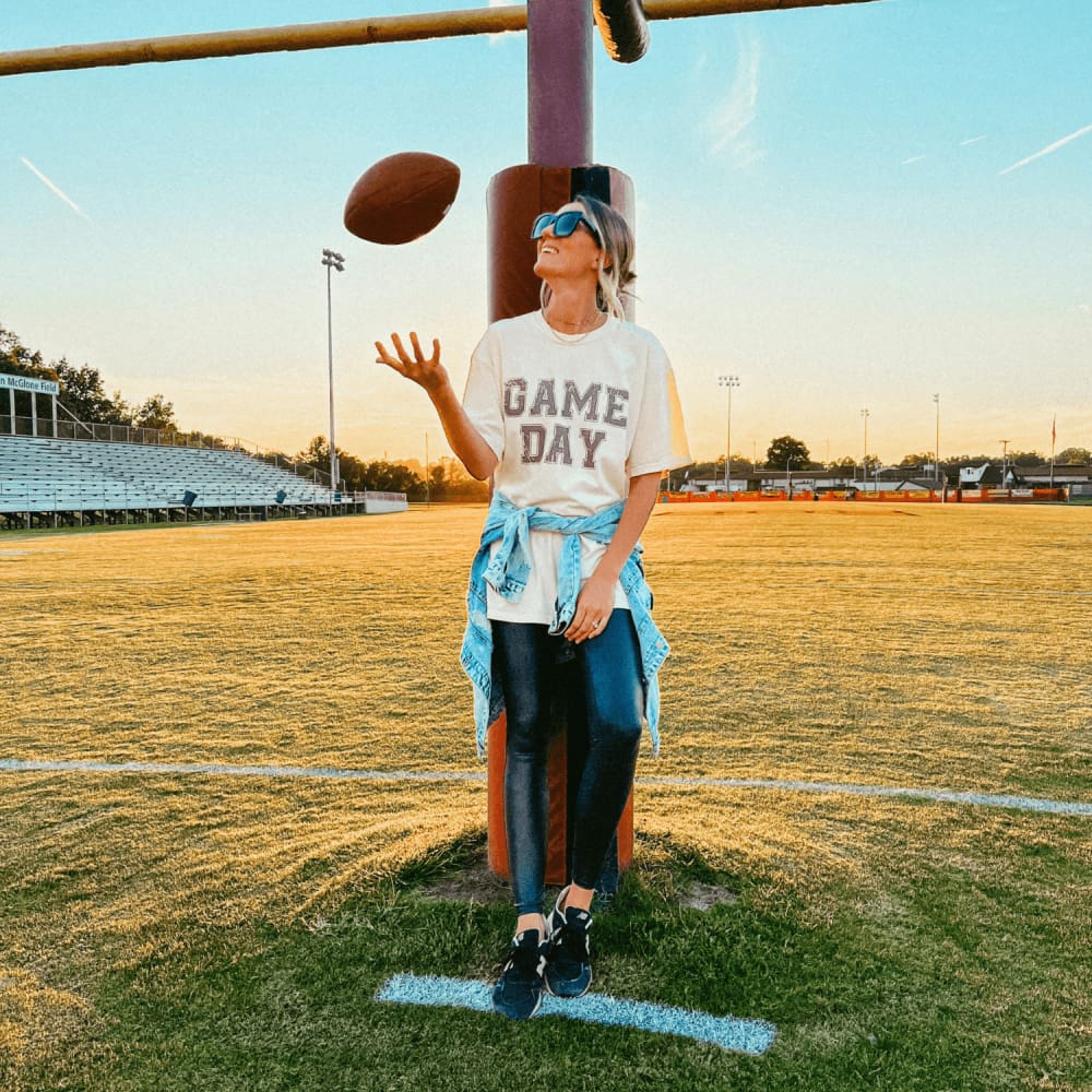 Game Day Tee - Ivory - Mommy Apparel