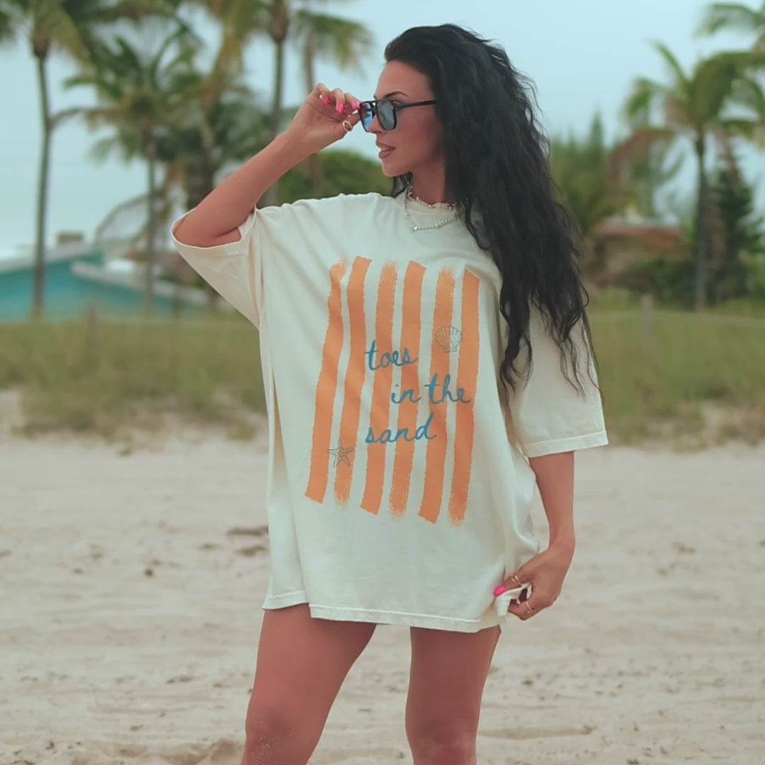 model wearing Toes In The Sand Tee