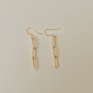 Everyday Paperclip Earrings - Gold