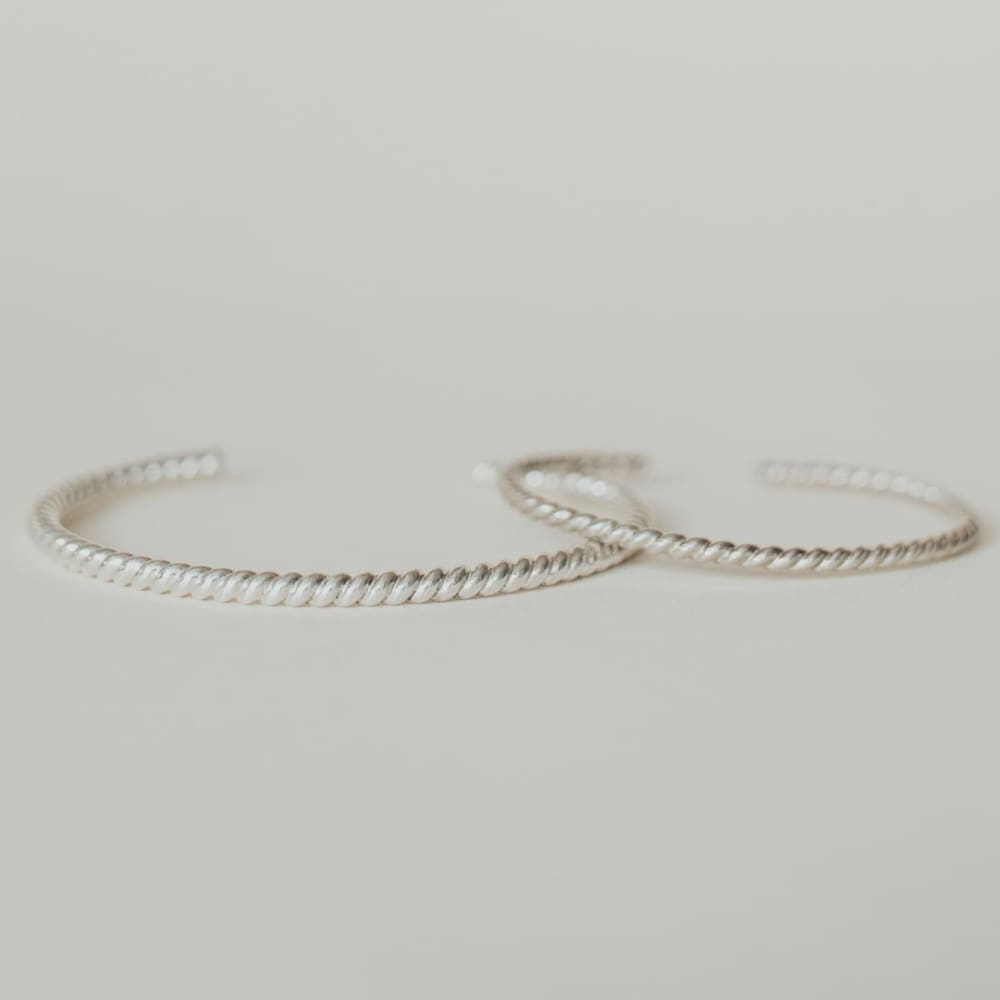 Woven Twisted Silver Mama + Me Set - Baby Bangles